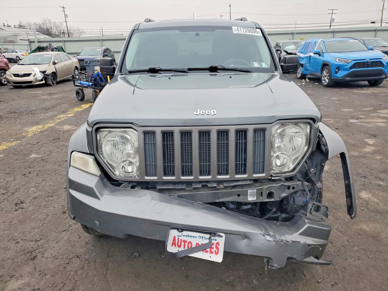 2012 JEEP Liberty