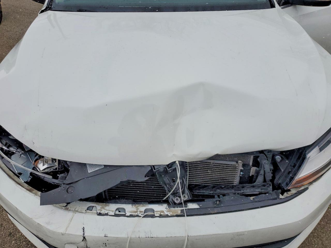 2018 VOLKSWAGEN JETTA