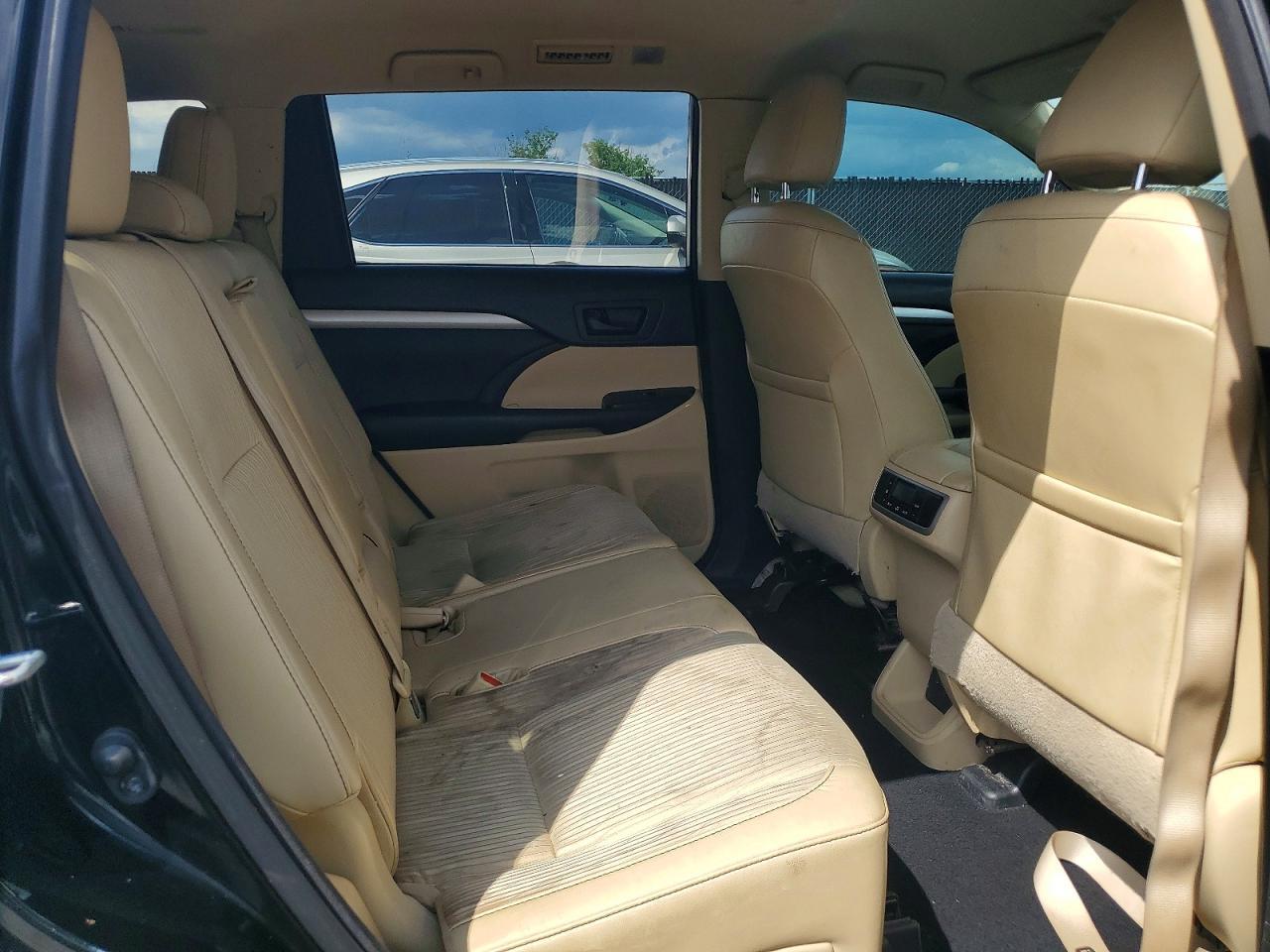 2015 TOYOTA HIGHLANDER