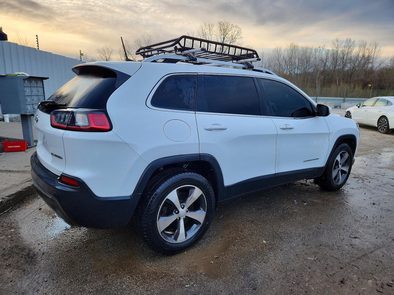 2020 JEEP CHEROKEE