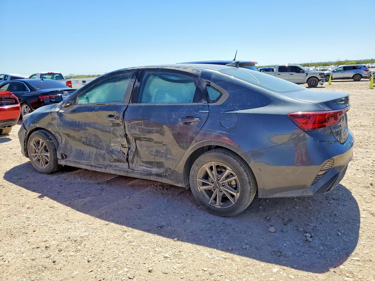 2024 KIA FORTE