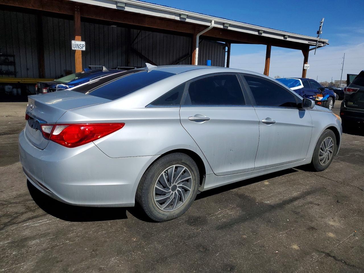 2012 HYUNDAI SONATA