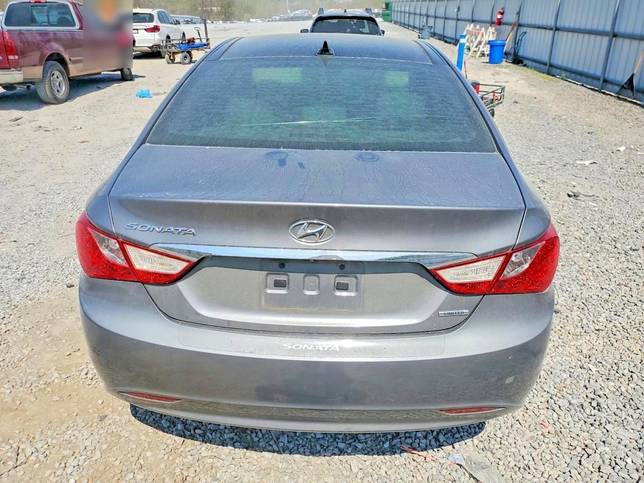 2013 HYUNDAI SONATA