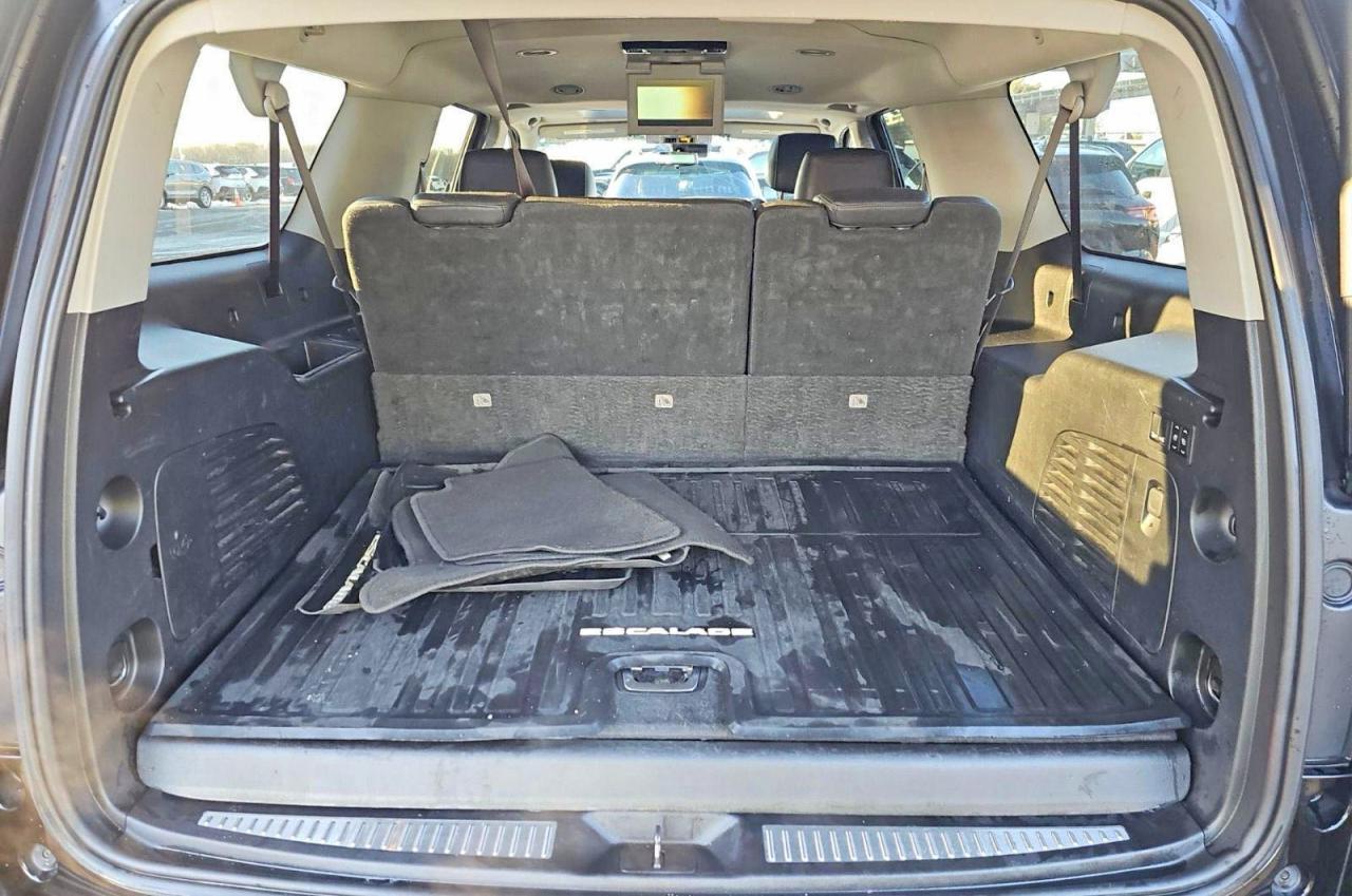 2018 CADILLAC Escalade ESV