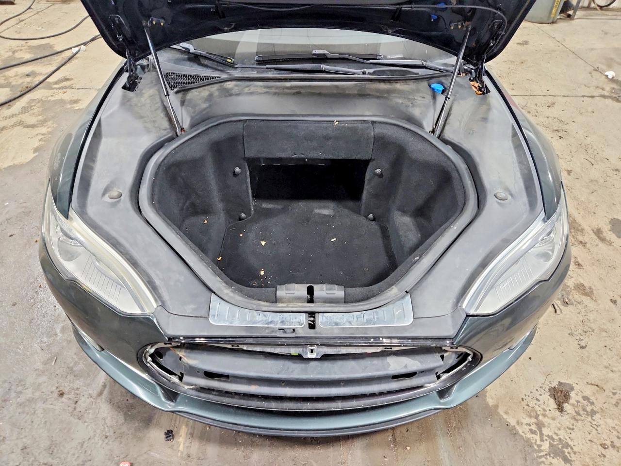 2013 TESLA MODEL S