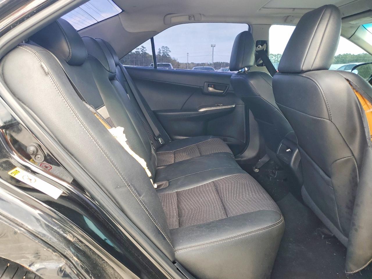 2014 TOYOTA CAMRY