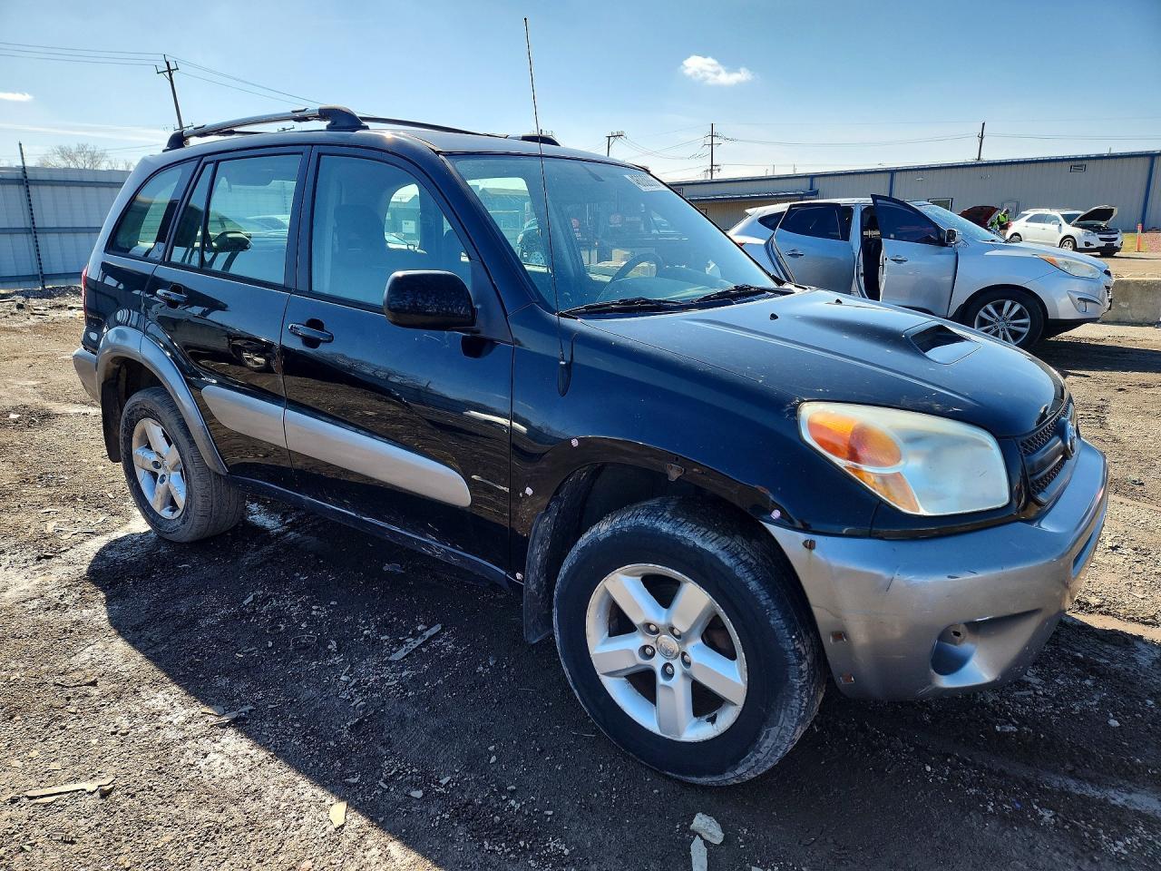 2004 TOYOTA RAV4