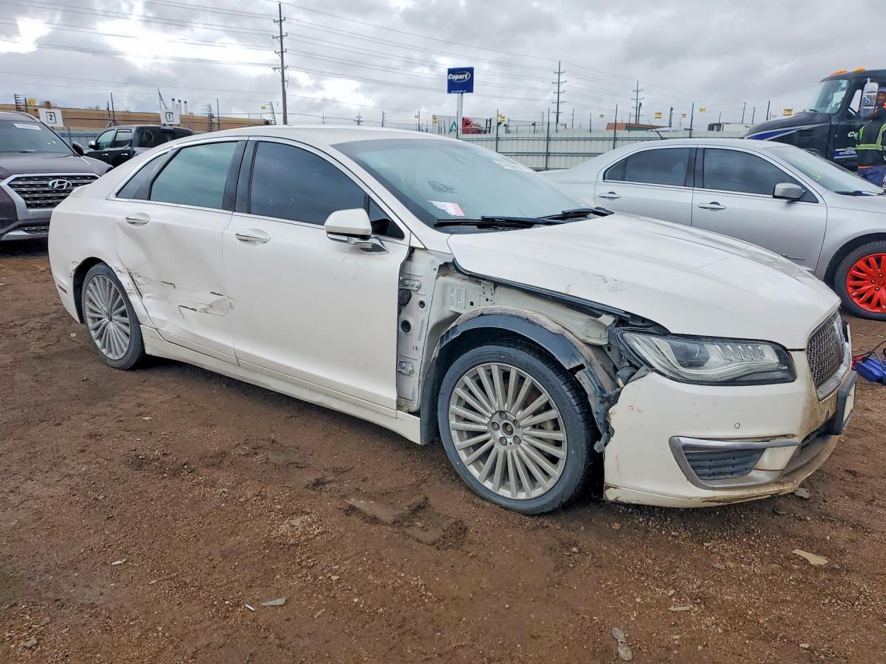 2017 LINCOLN MKZ