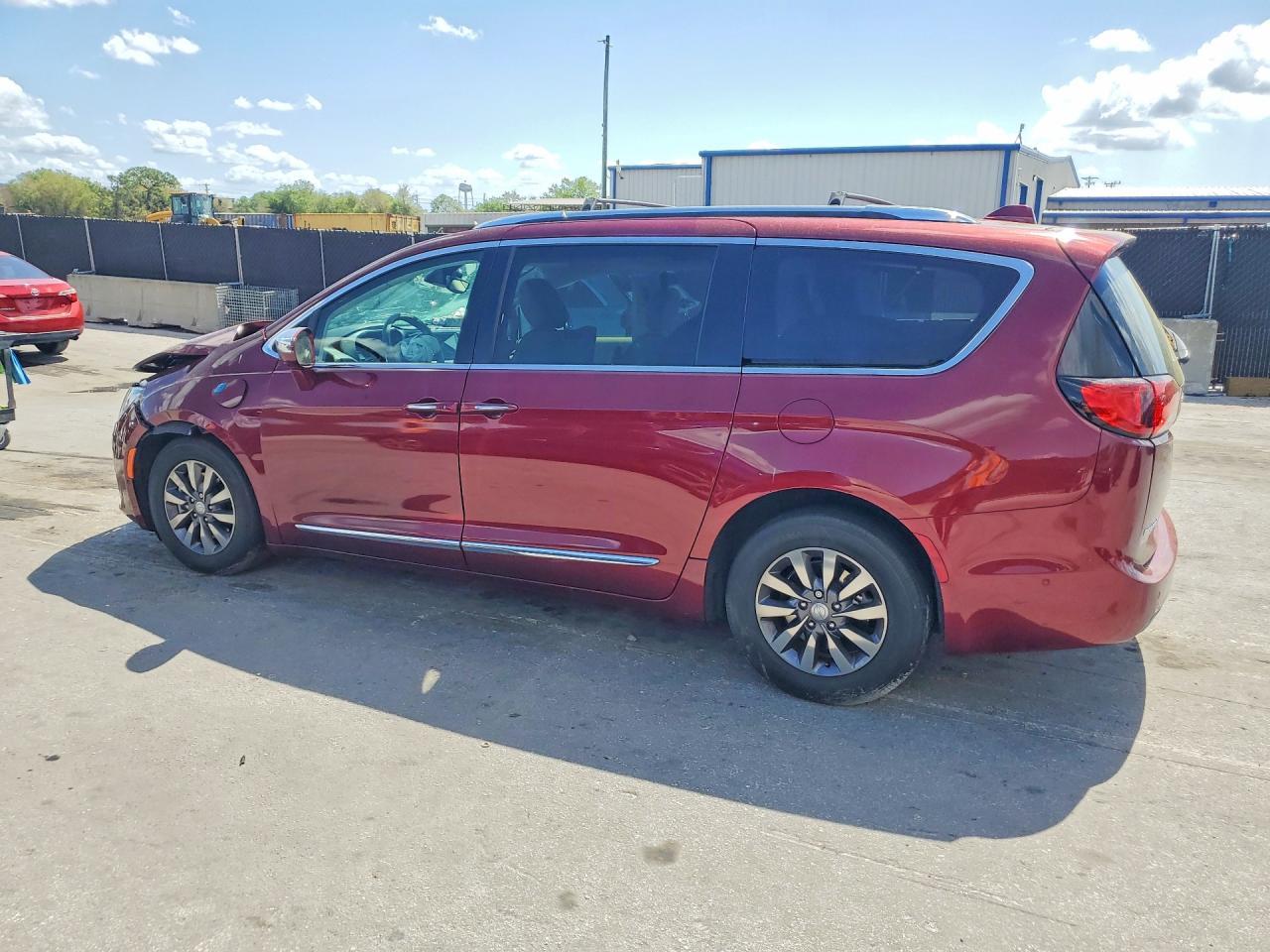2019 CHRYSLER Pacifica