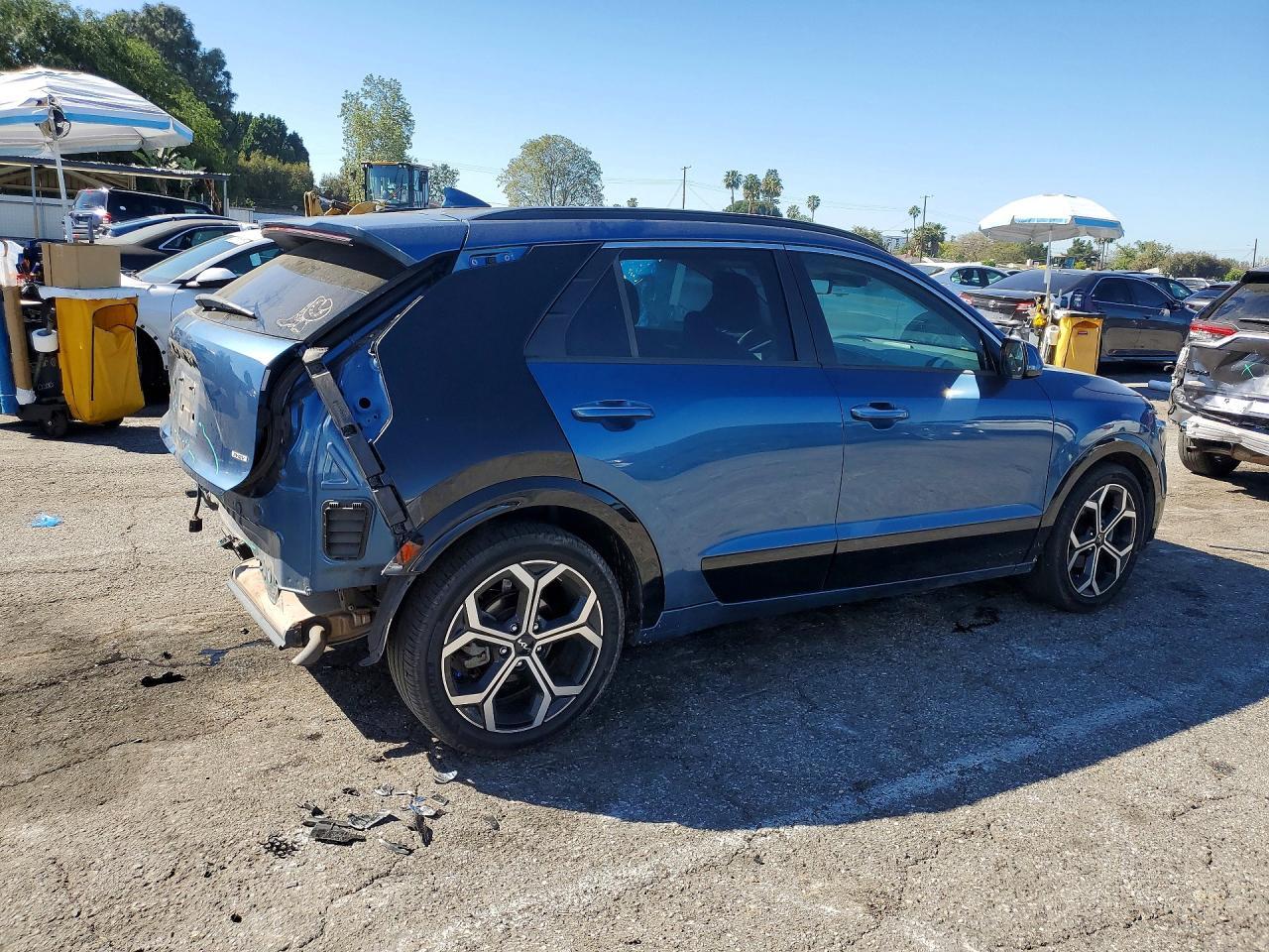 2023 KIA Niro