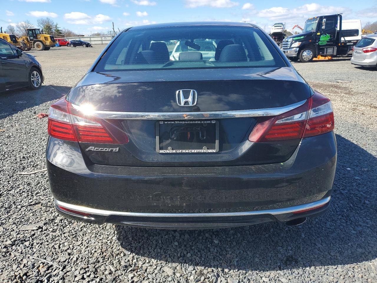 2017 HONDA ACCORD