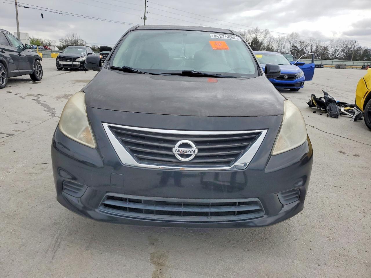 2012 NISSAN VERSA