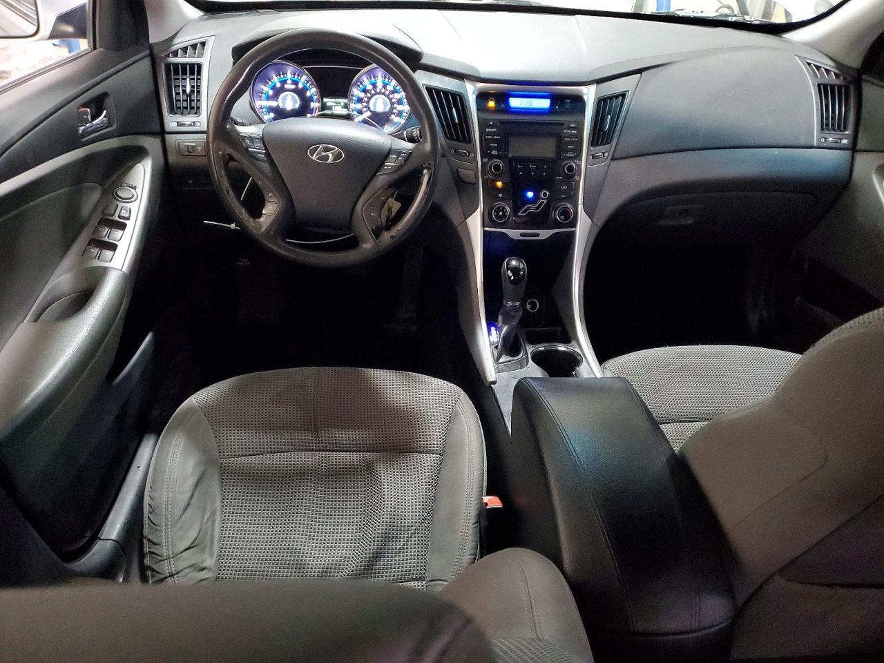 2012 HYUNDAI SONATA