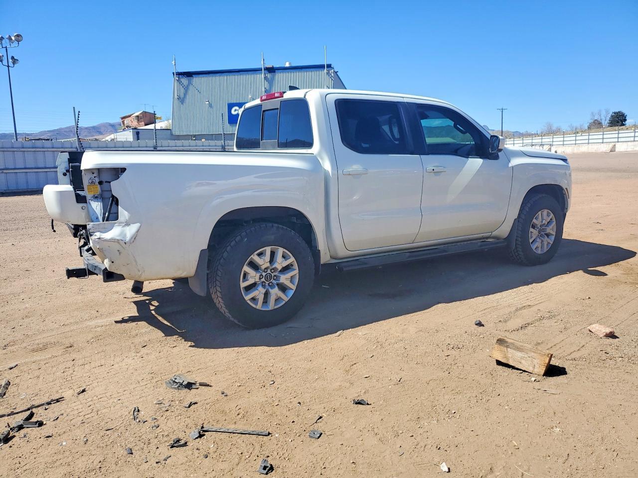 2022 NISSAN Frontier