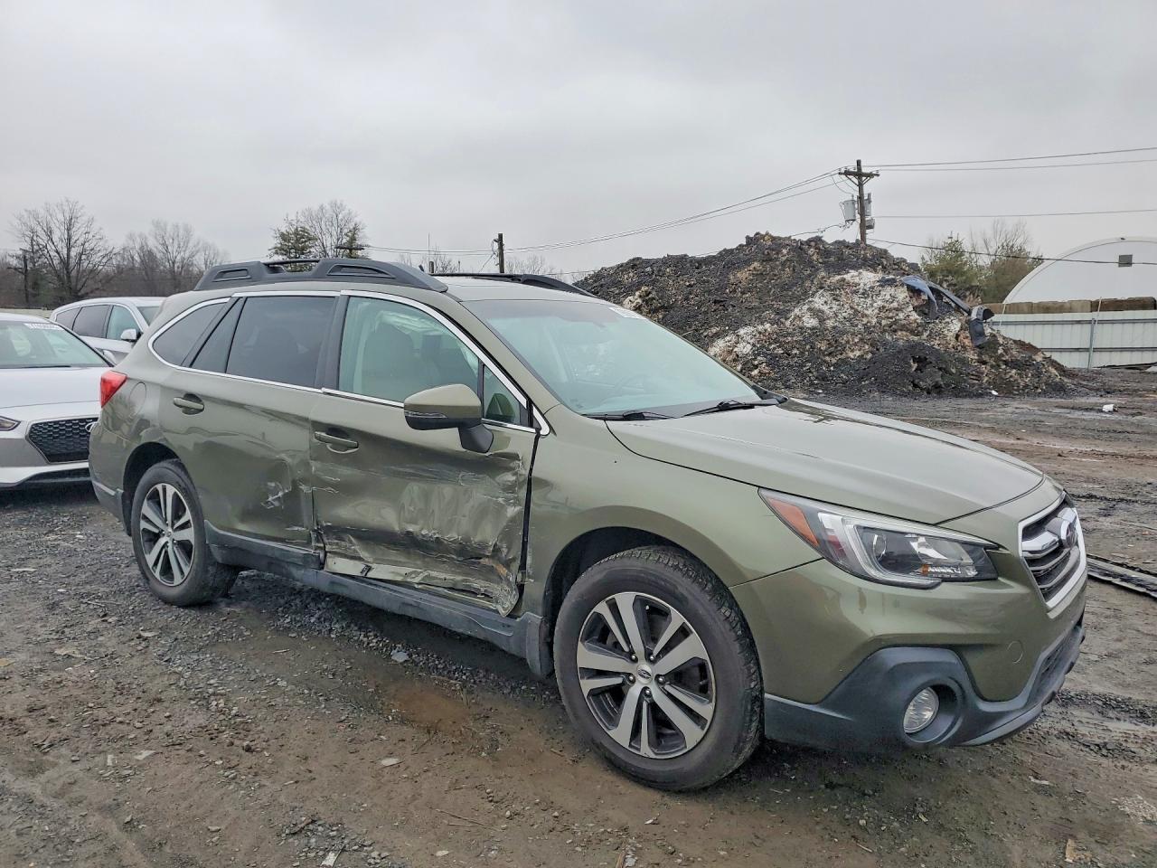 2018 SUBARU Outback