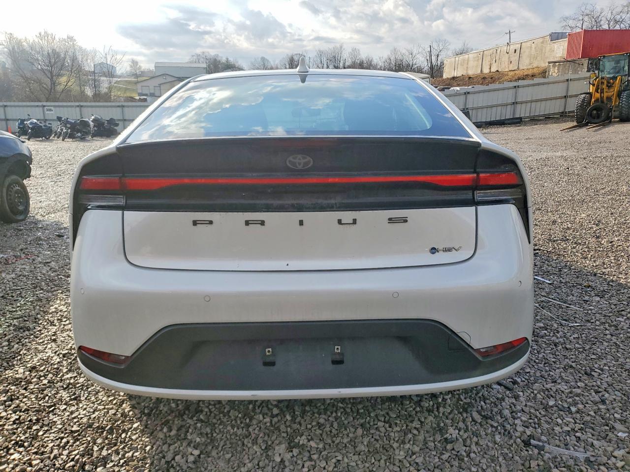 2023 TOYOTA PRIUS