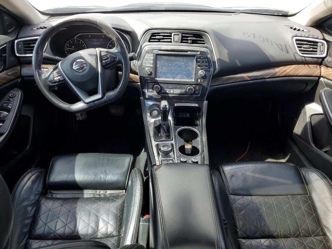2016 NISSAN Maxima