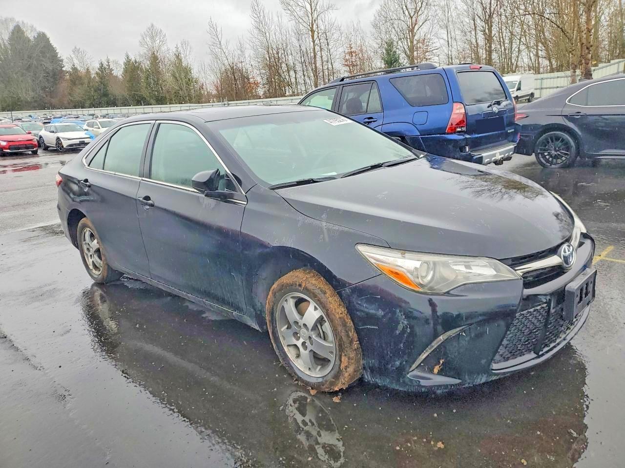 2017 TOYOTA CAMRY