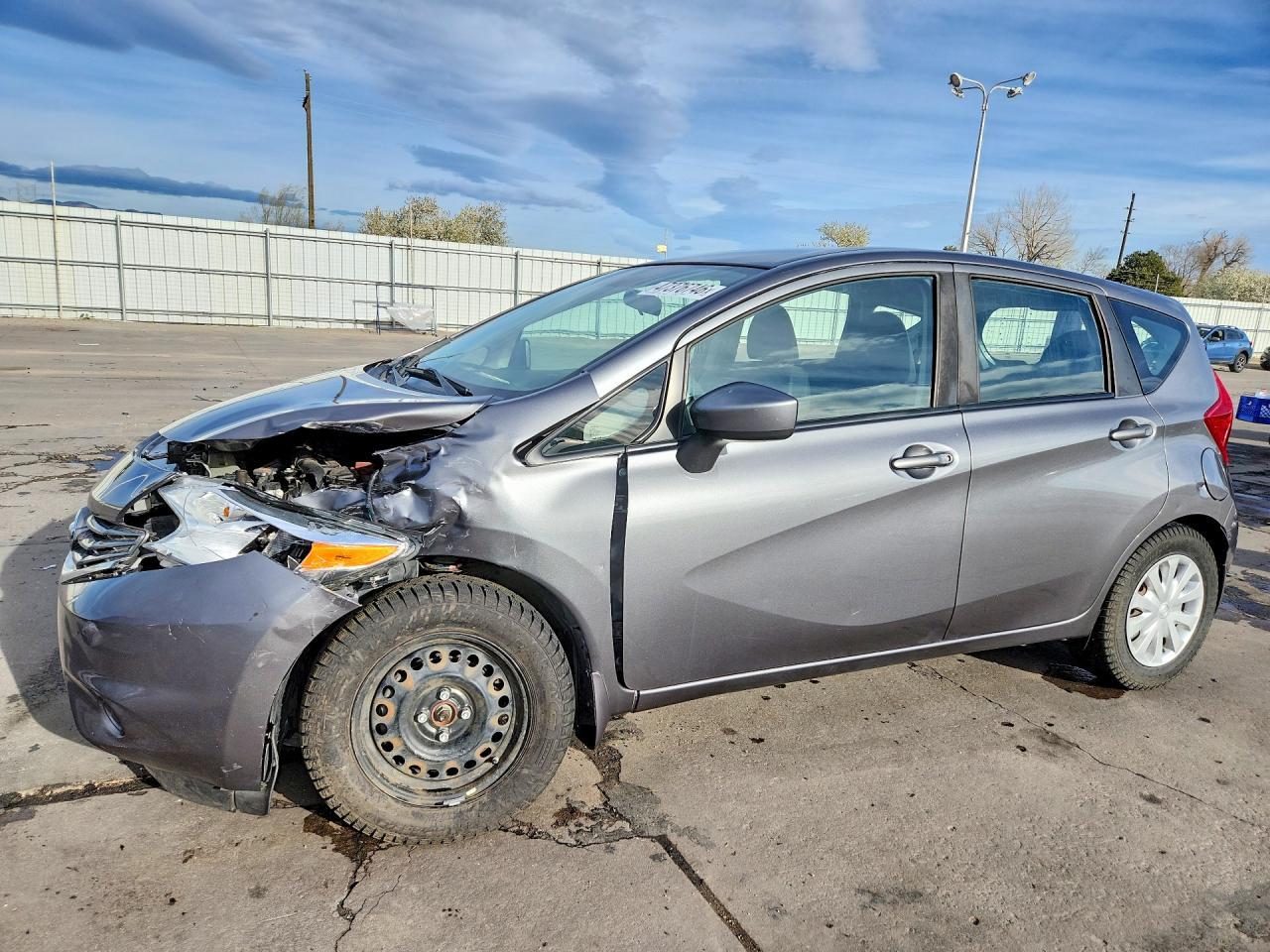 2016 NISSAN Versa Note