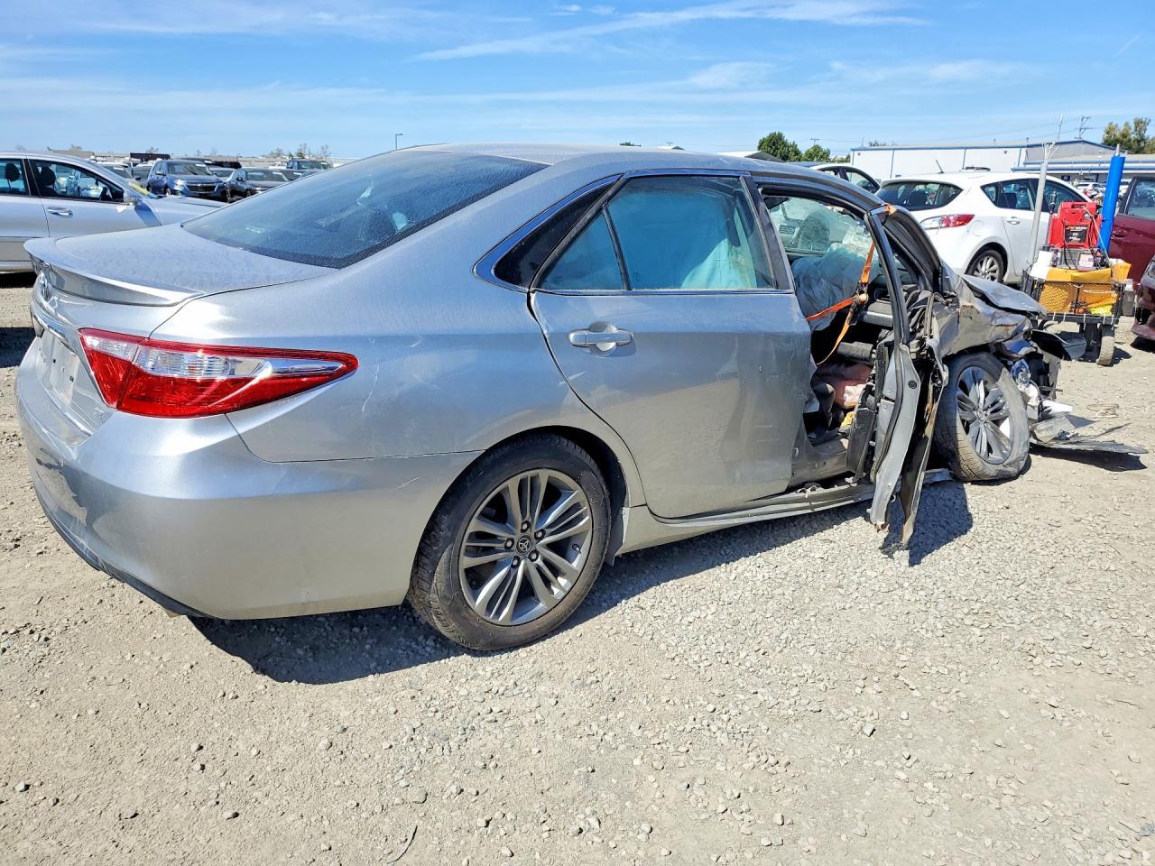2017 TOYOTA CAMRY
