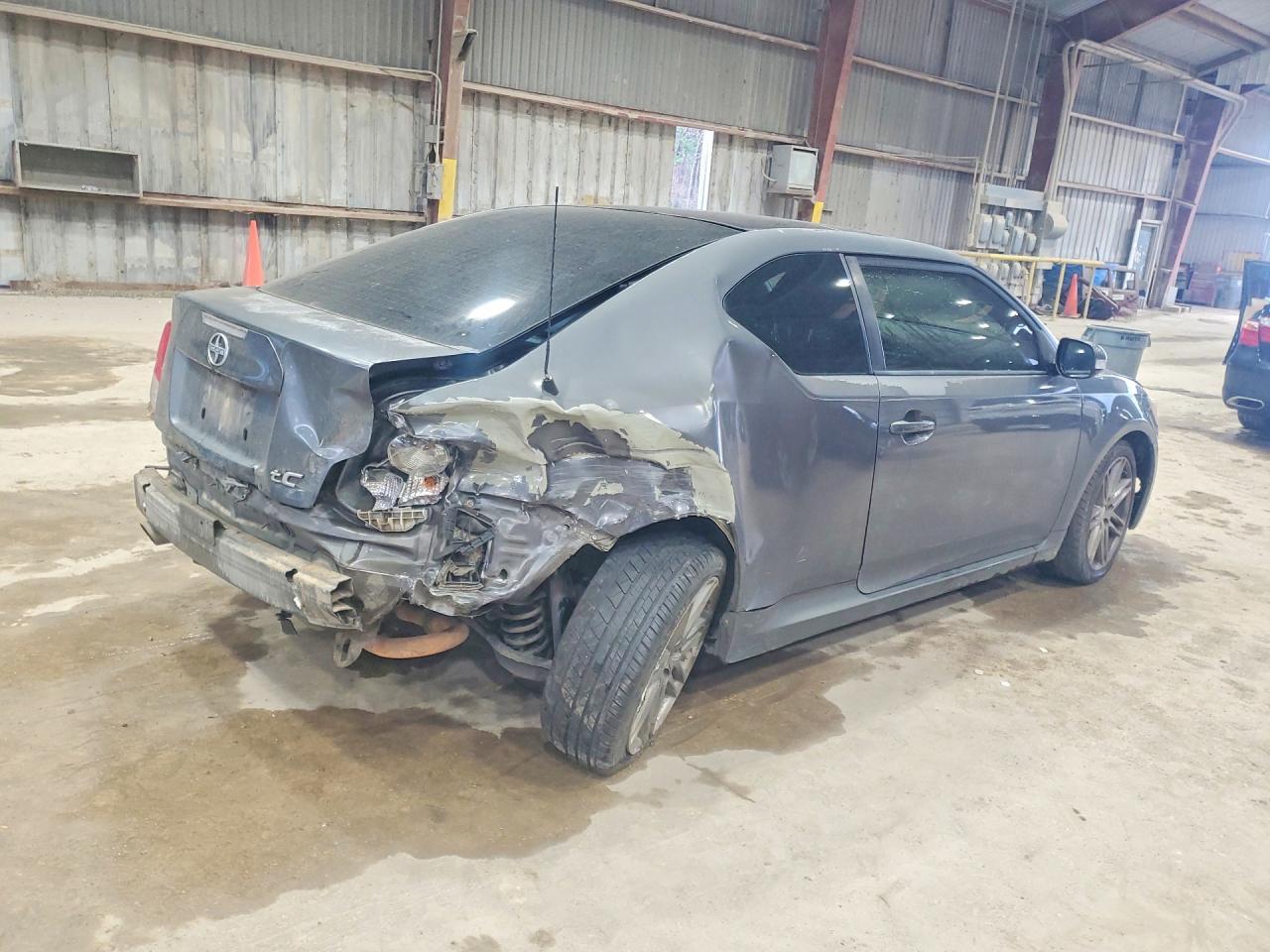 2011 TOYOTA SCION