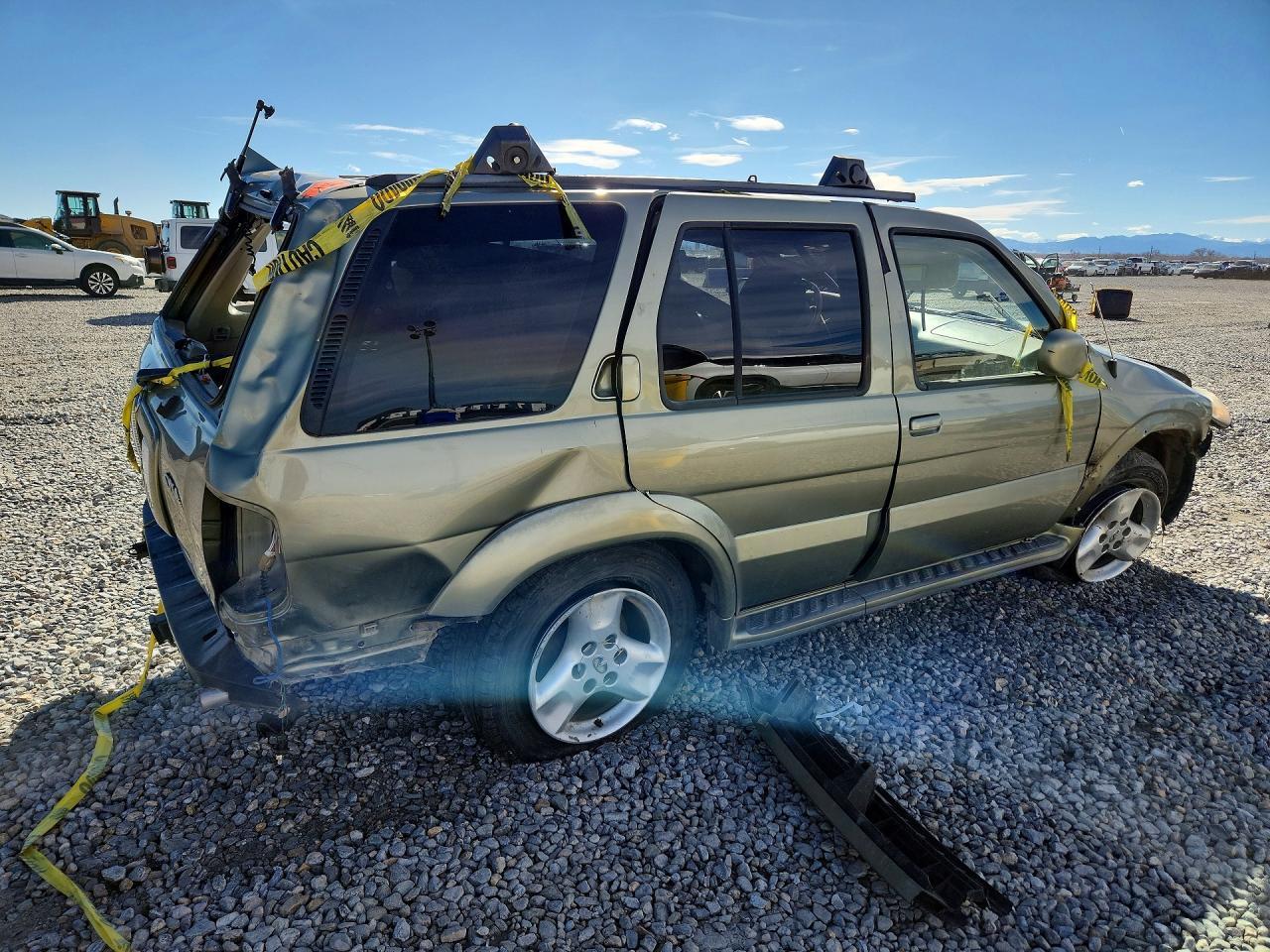 2001 INFINITI QX4
