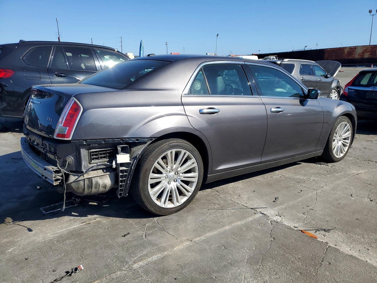 2014 CHRYSLER 300