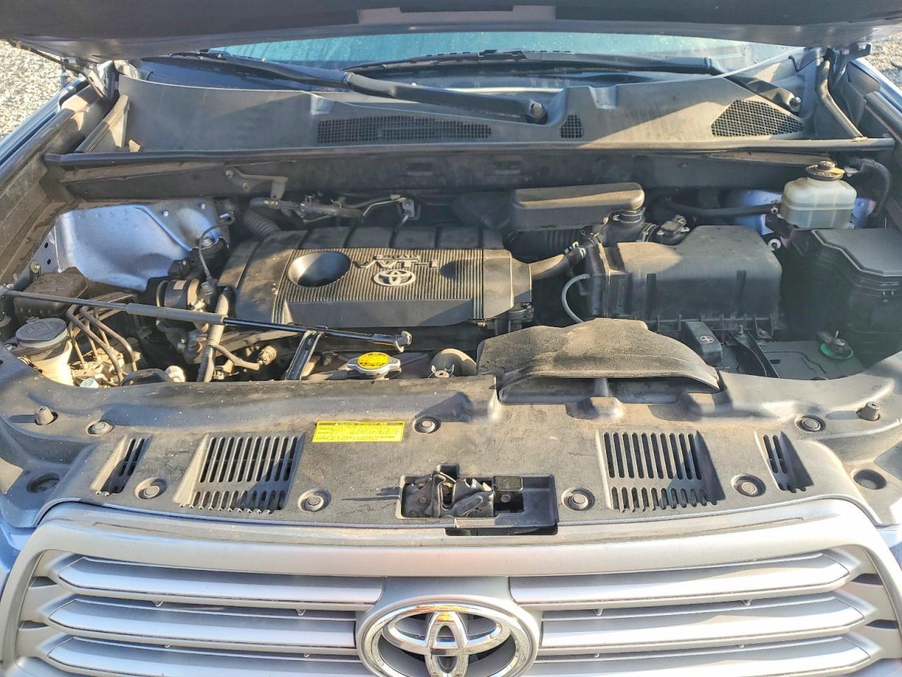 2009 TOYOTA HIGHLANDER