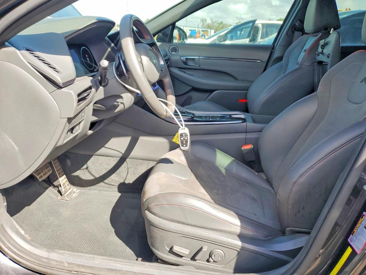 2022 HYUNDAI SONATA