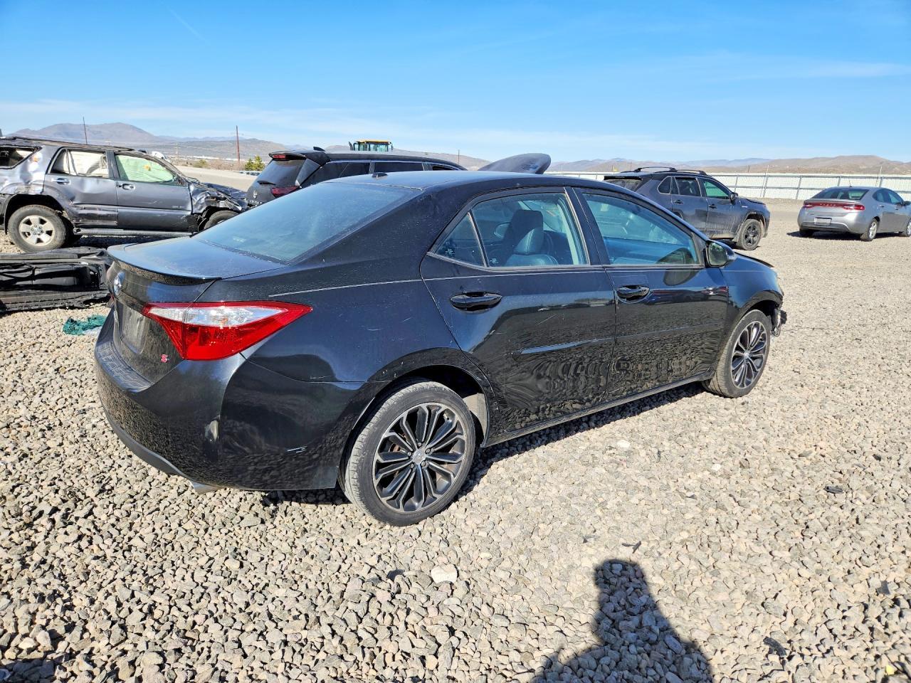 2016 TOYOTA COROLLA