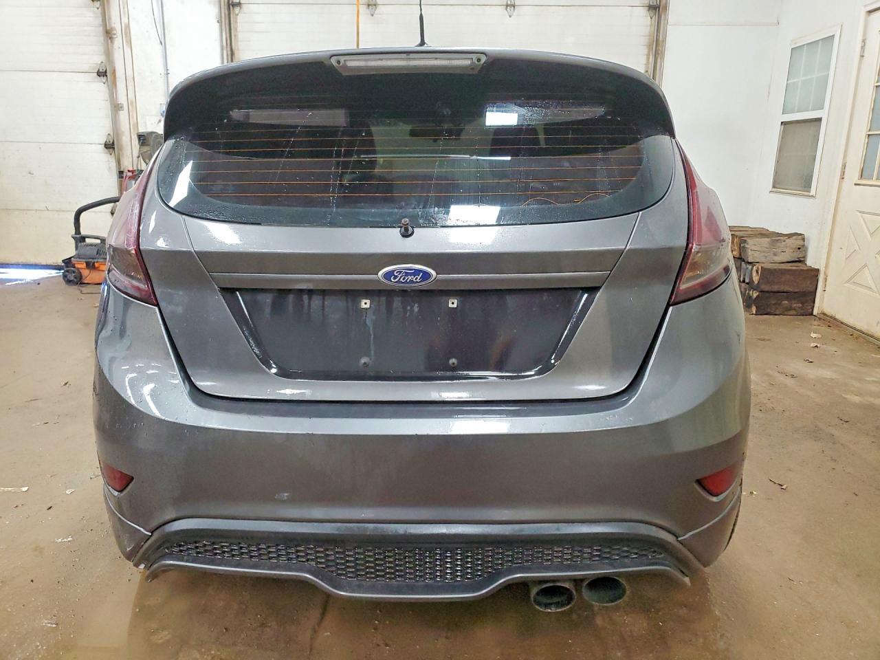 2016 FORD Fiesta