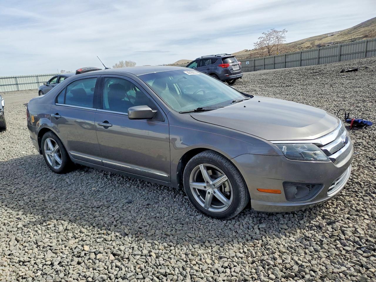 2010 FORD FUSION