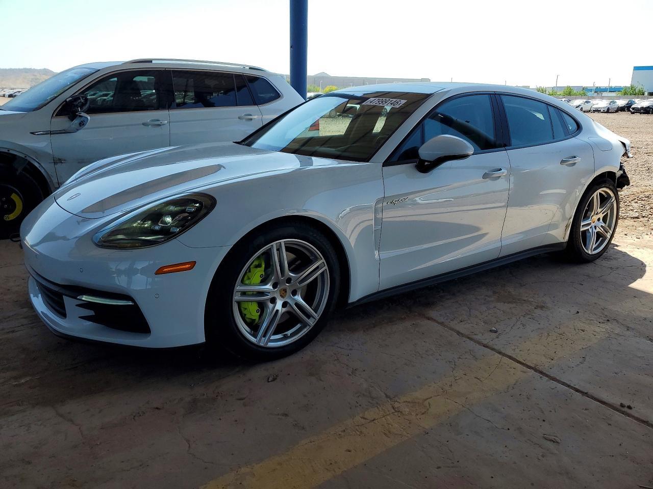 2019 PORSCHE Panamera