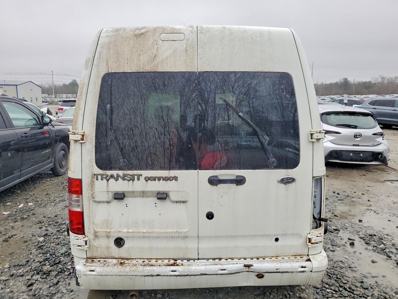 2011 FORD TRANSIT CONNECT