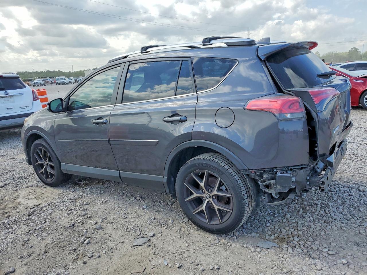 2016 TOYOTA RAV4