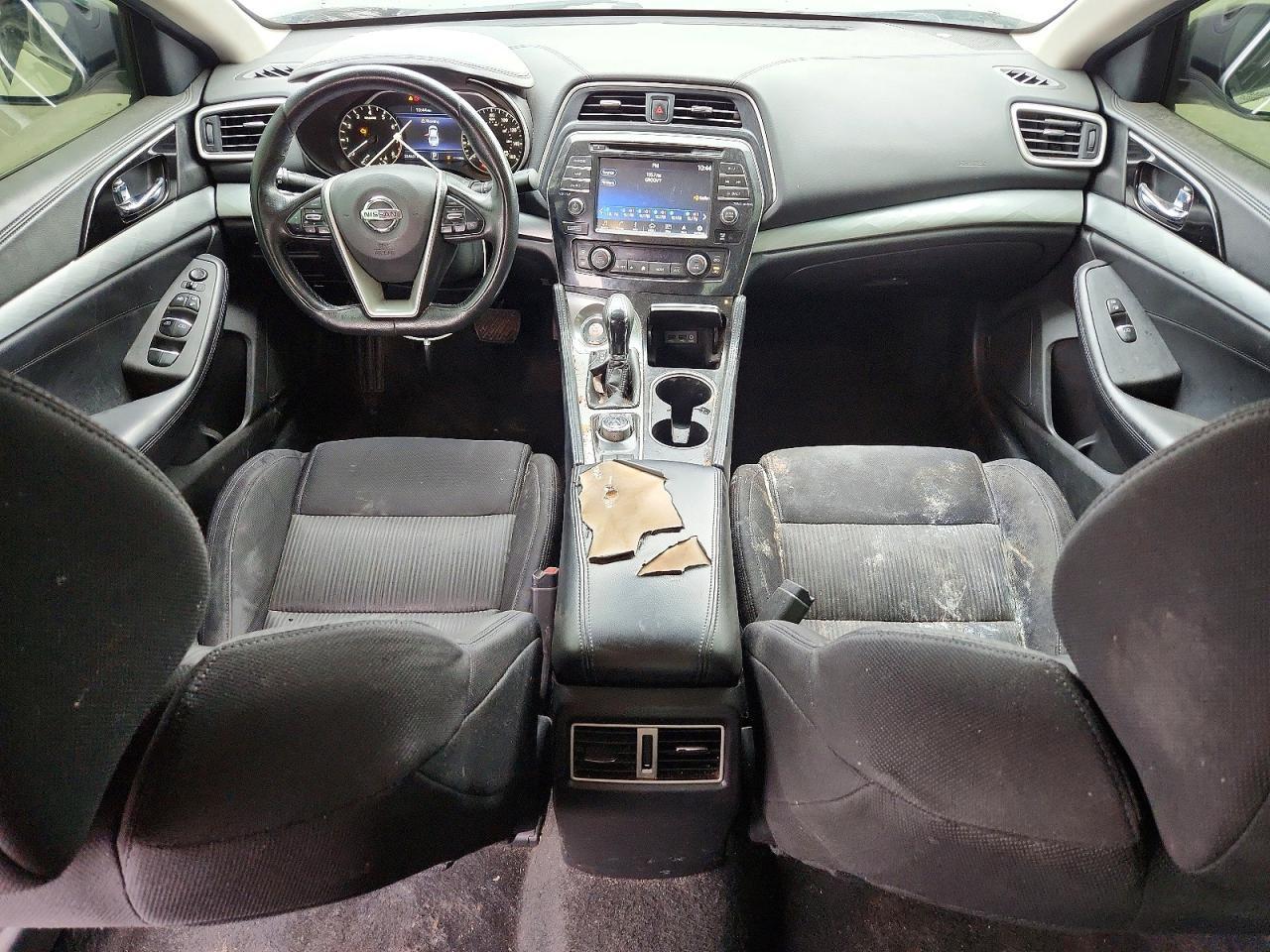 2016 NISSAN Maxima