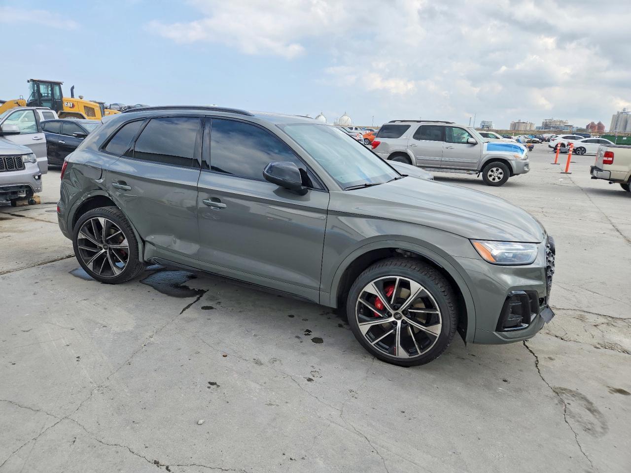 2024 AUDI SQ5