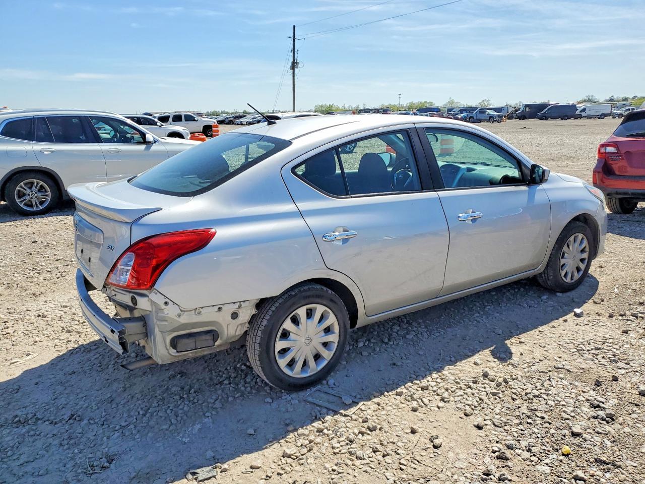 2019 NISSAN VERSA