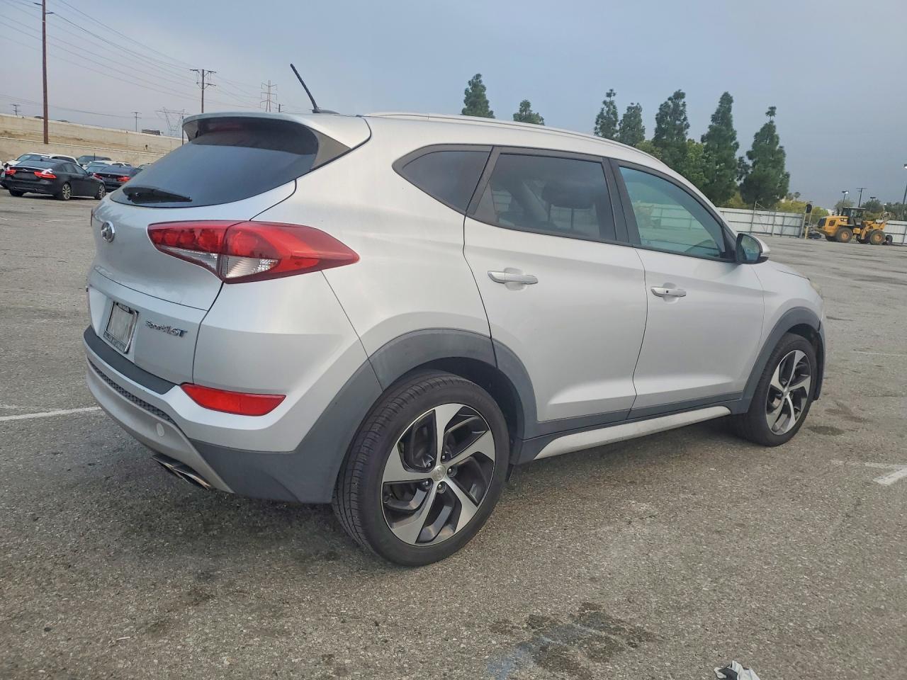 2017 HYUNDAI TUCSON