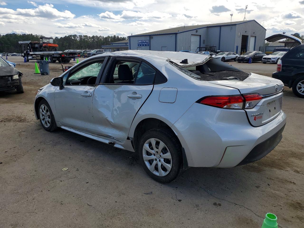 2023 TOYOTA COROLLA