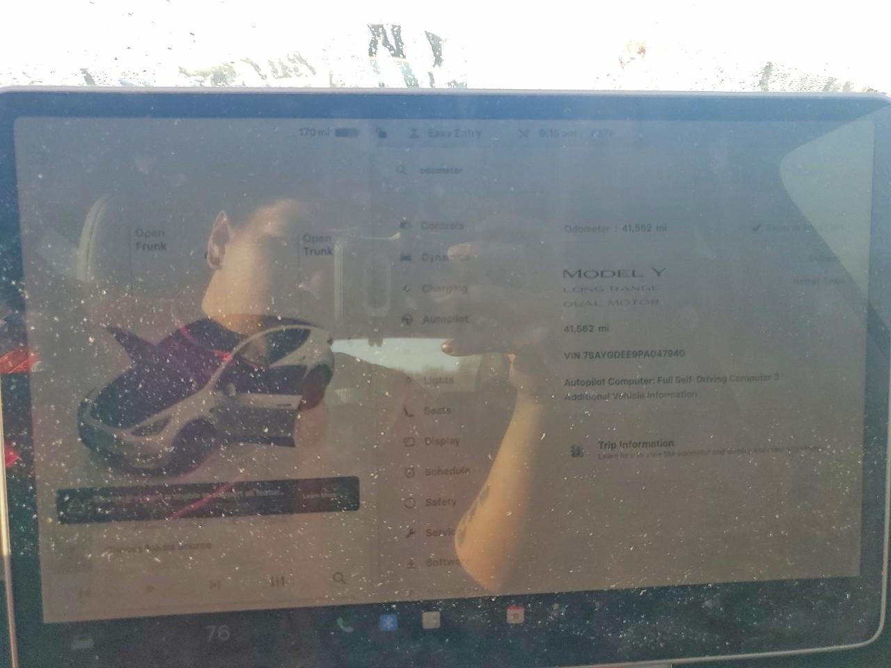 2023 TESLA MODEL Y