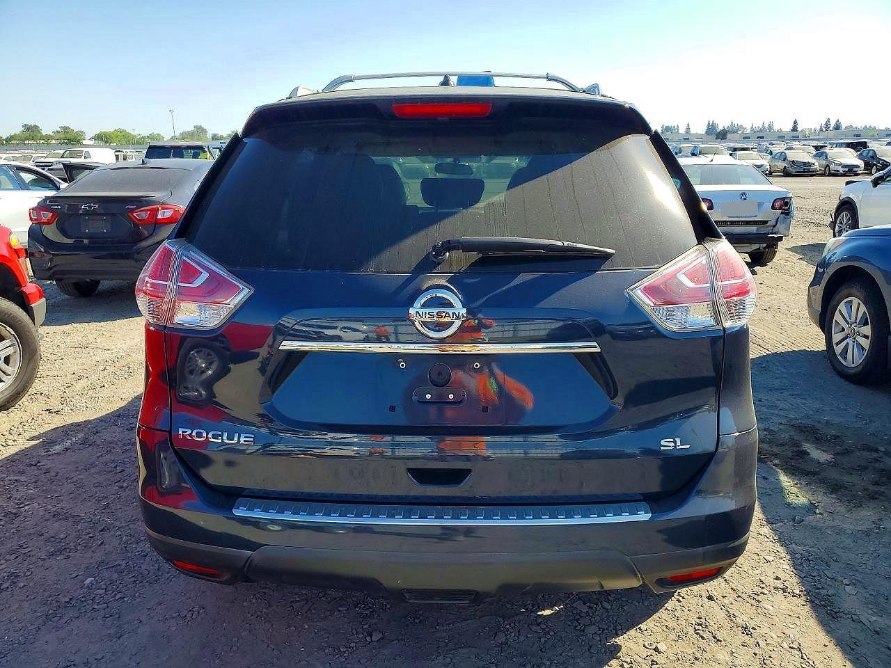 2016 NISSAN ROGUE