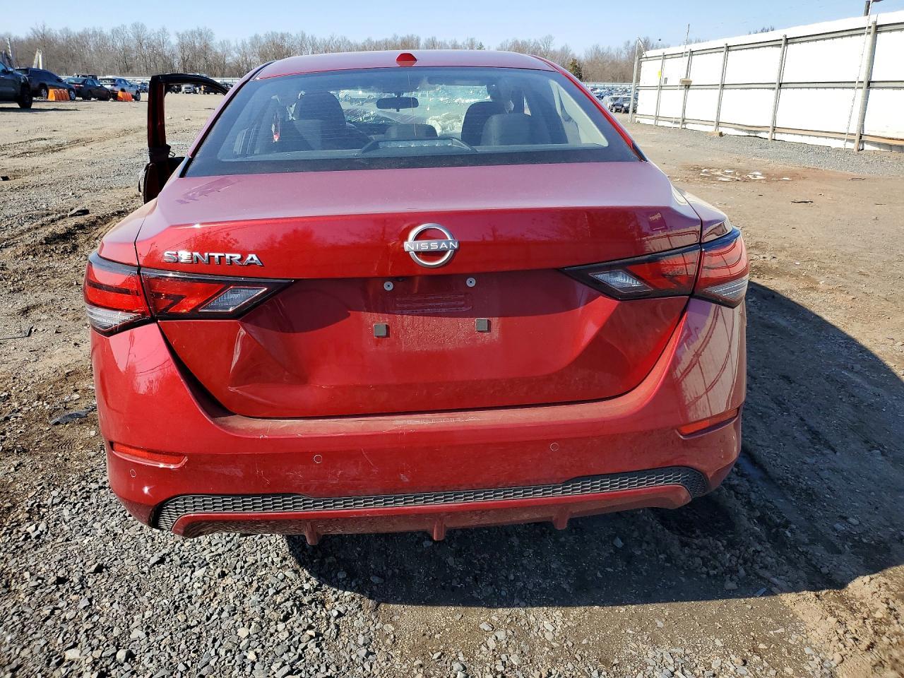 2025 NISSAN SENTRA