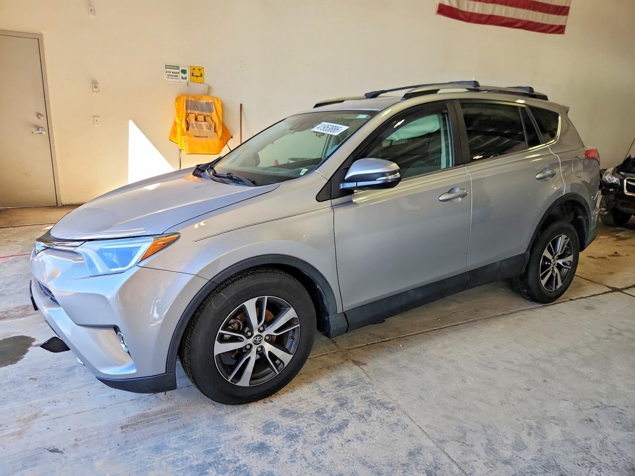 2017 TOYOTA RAV4