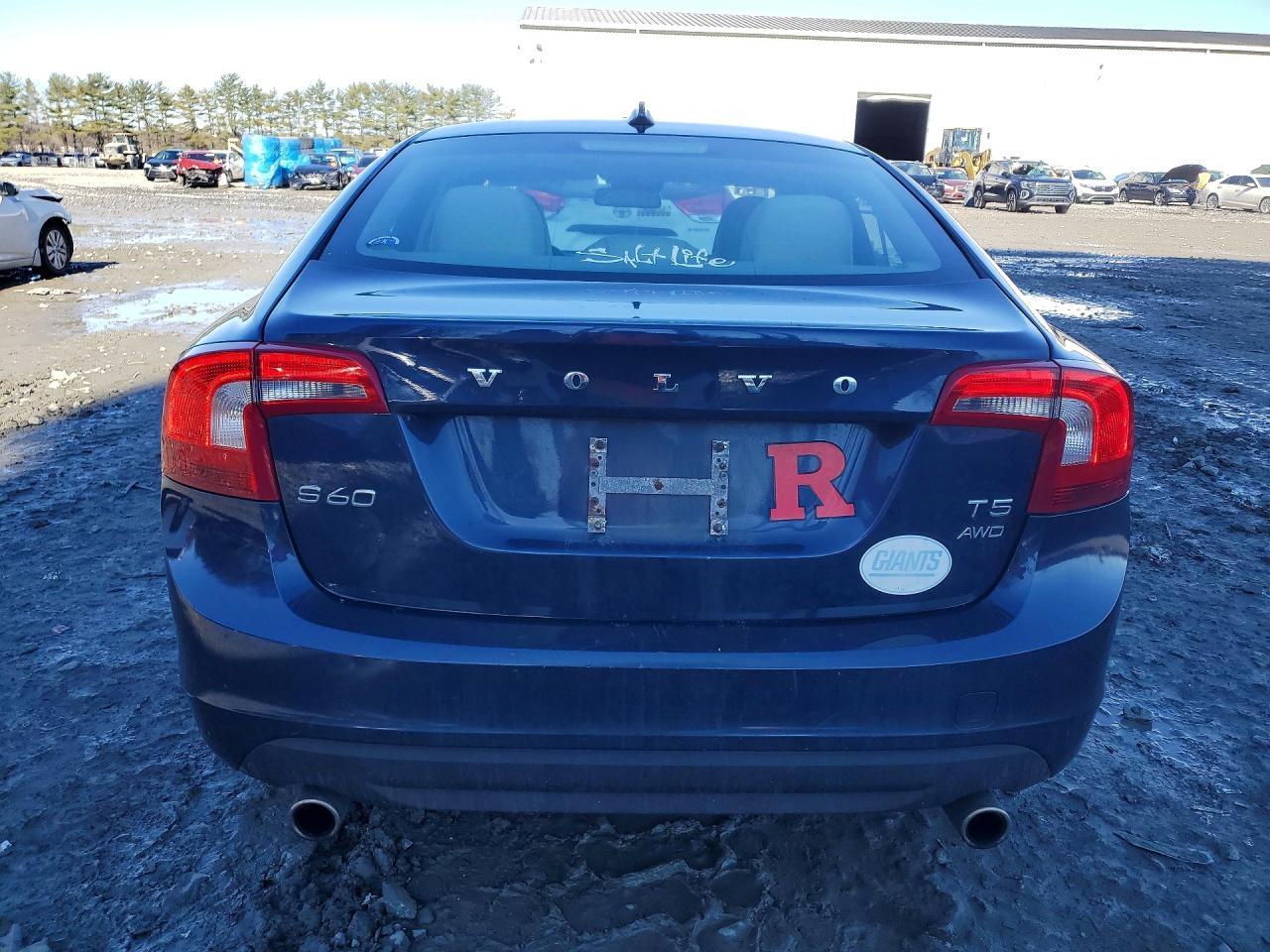 2013 VOLVO S60