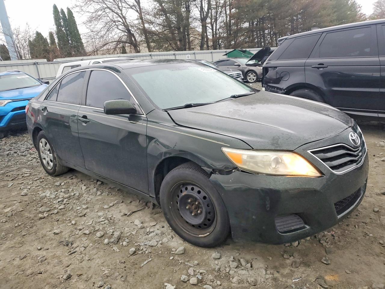 2011 TOYOTA CAMRY