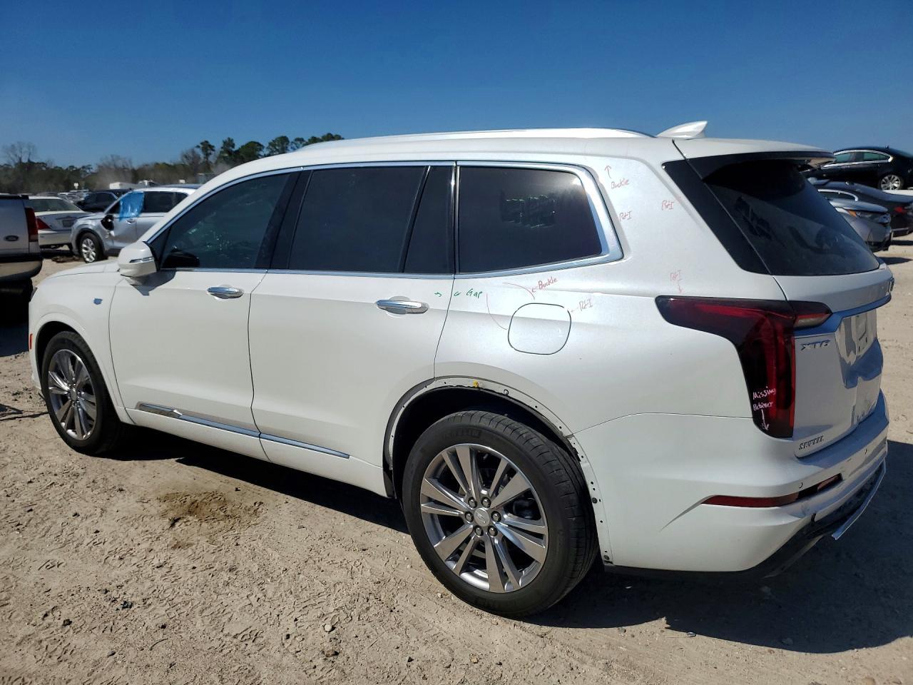 2023 CADILLAC XT6