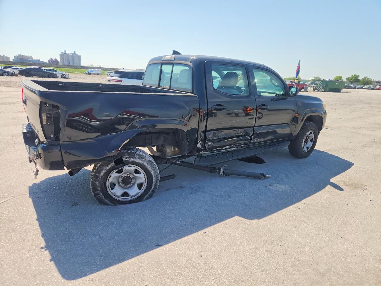 2017 TOYOTA TACOMA