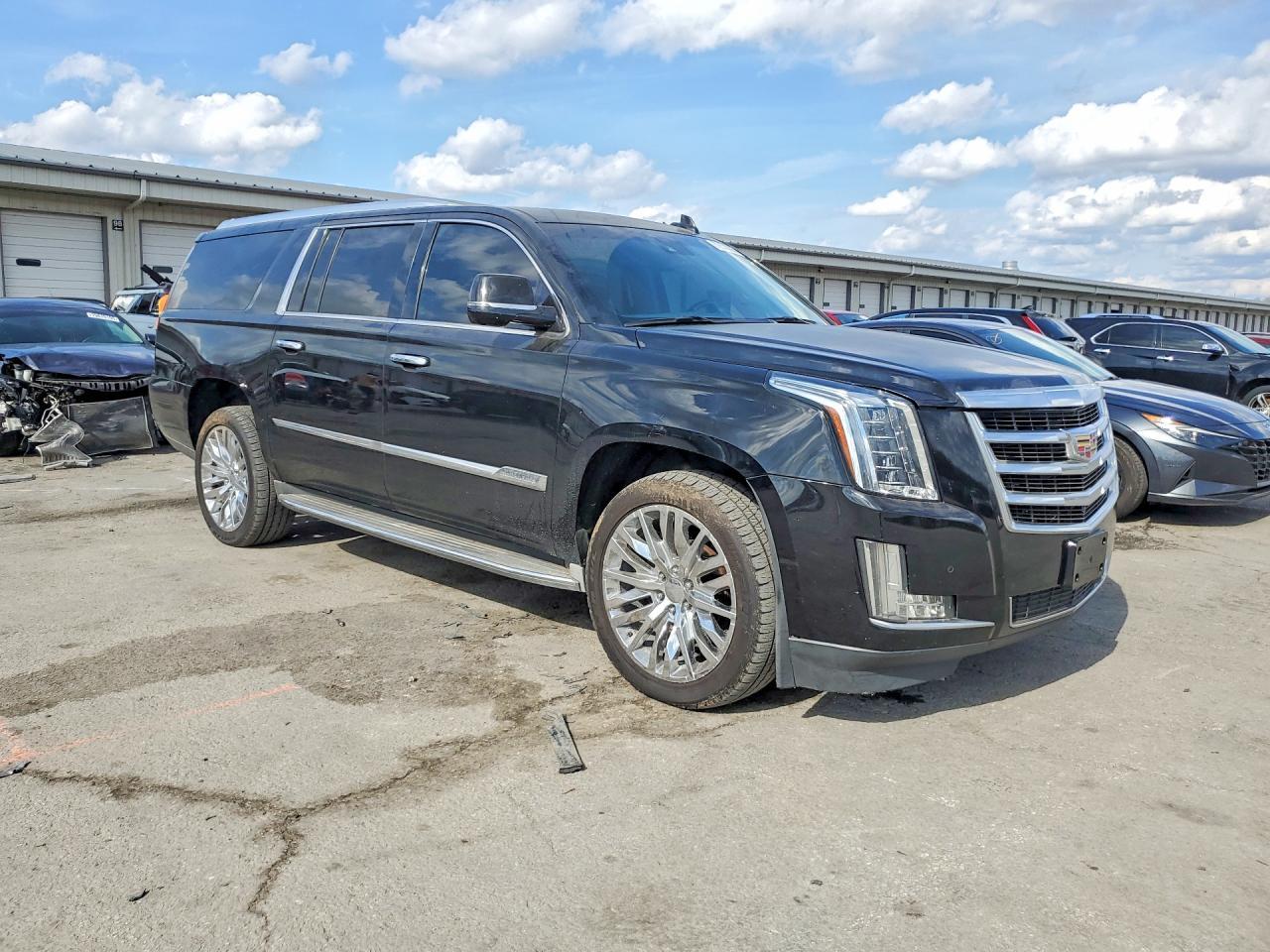 2016 CADILLAC Escalade ESV
