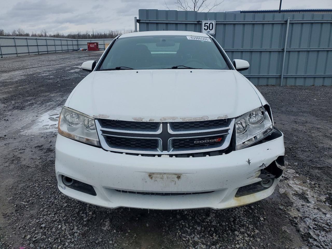 2014 DODGE Avenger
